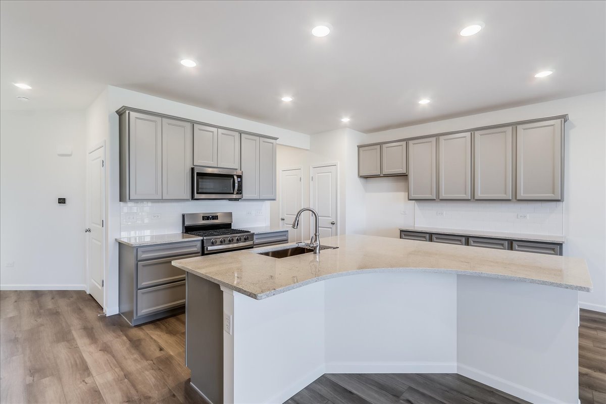 616 Switchgrass Lane Bolingbrook IL 60490