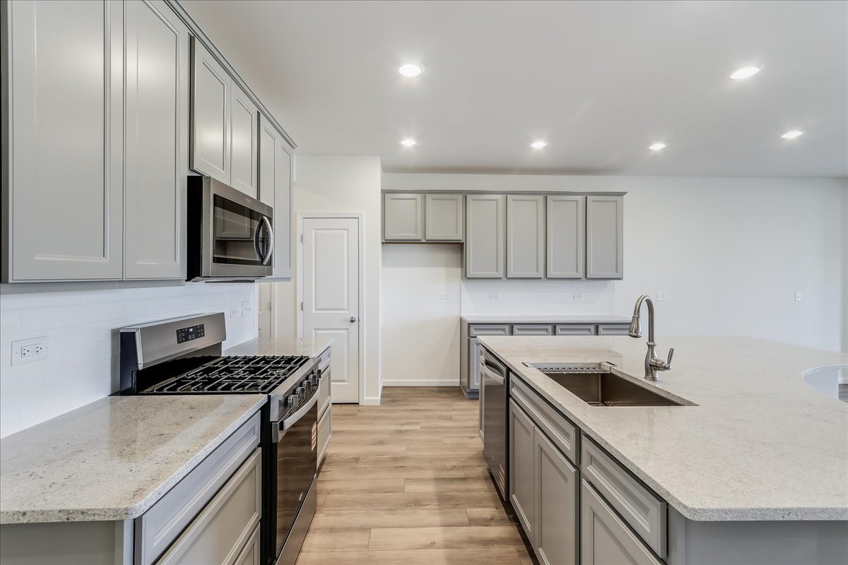 616 Switchgrass Lane Bolingbrook IL 60490