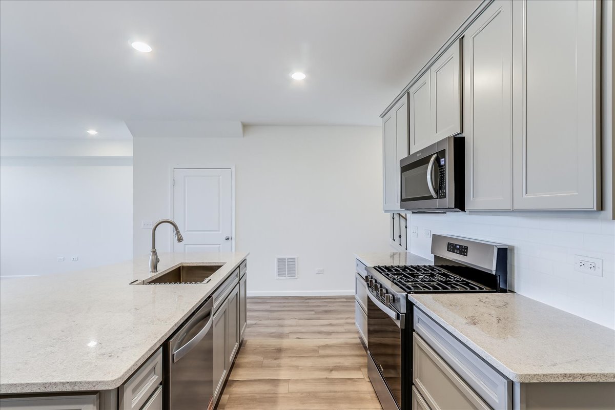 616 Switchgrass Lane Bolingbrook IL 60490