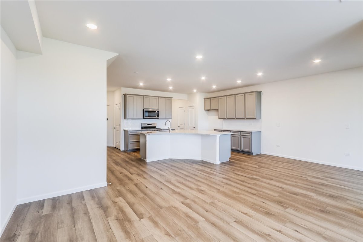 616 Switchgrass Lane Bolingbrook IL 60490