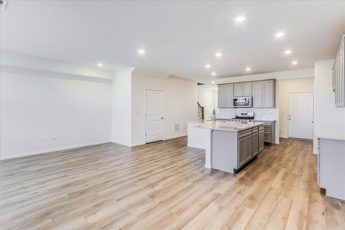 616 Switchgrass Lane Bolingbrook IL 60490