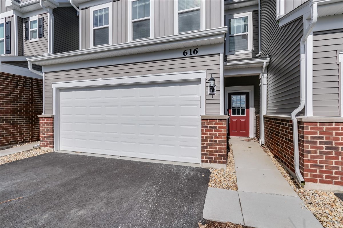 616 Switchgrass Lane Bolingbrook IL 60490