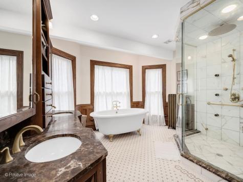 325 South Scoville Avenue Oak Park IL 60302