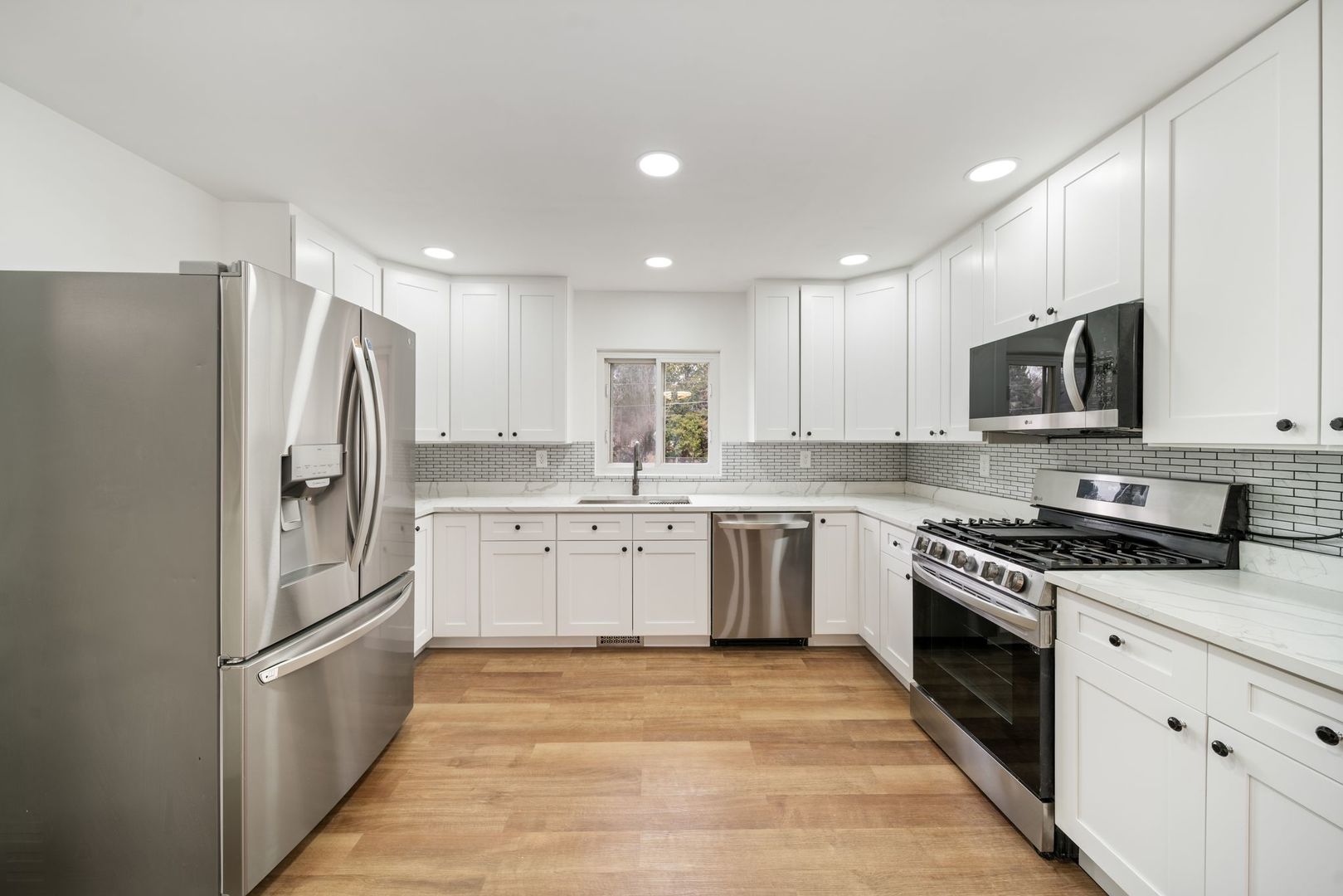 28W686 Townline Road Warrenville IL 60555