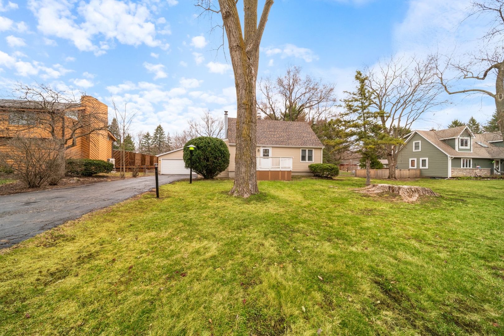 28W686 Townline Road Warrenville IL 60555