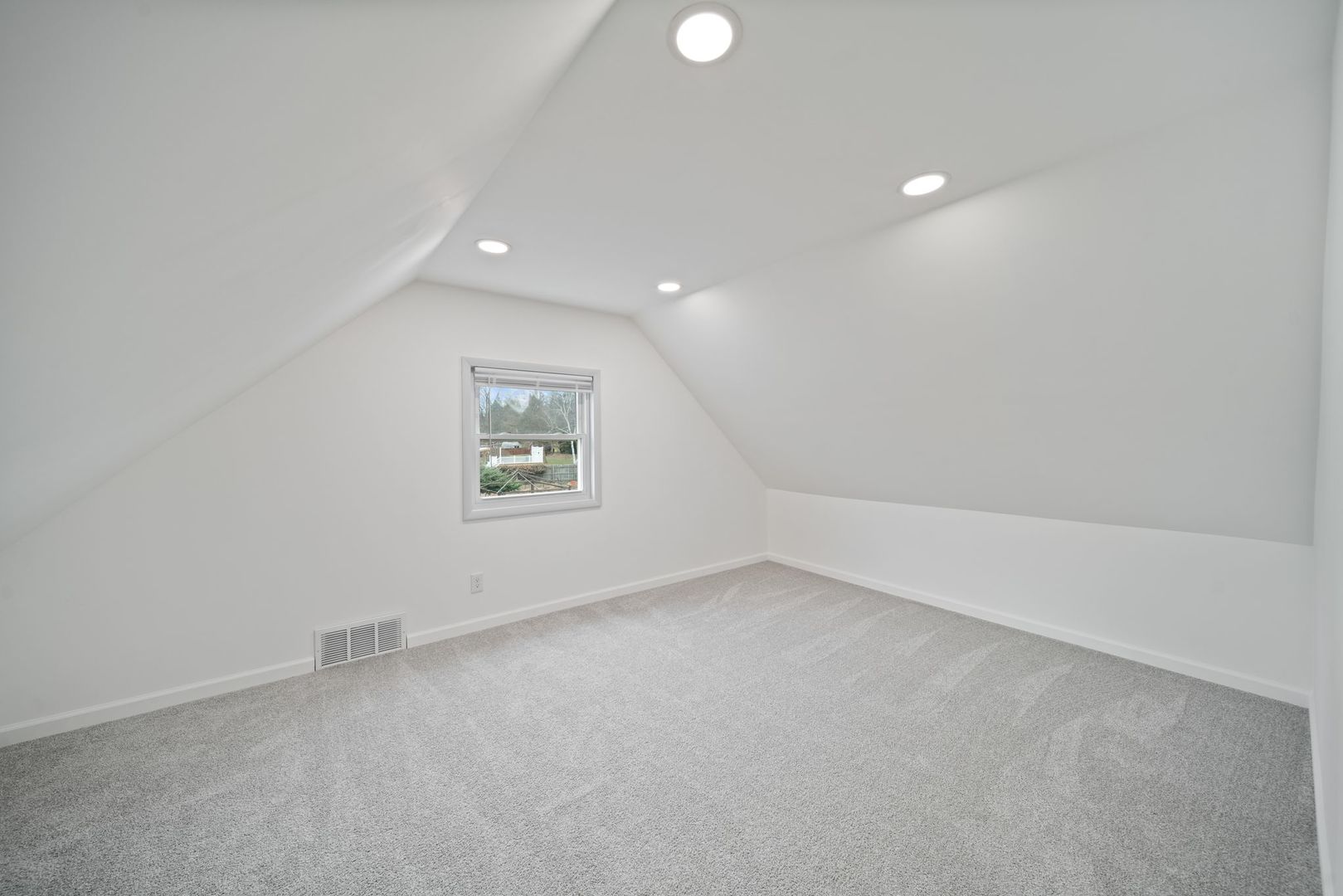 28W686 Townline Road Warrenville IL 60555