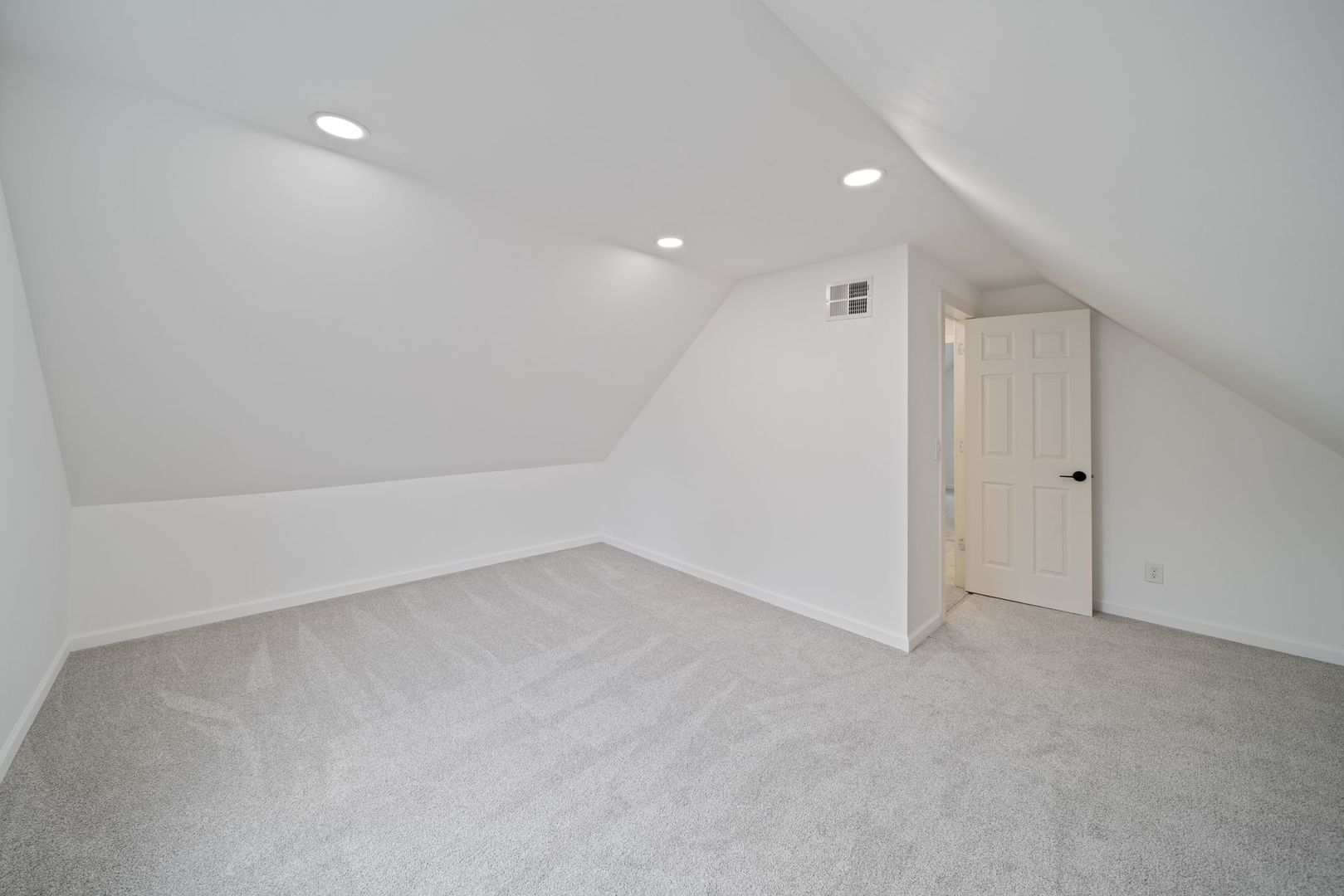 28W686 Townline Road Warrenville IL 60555
