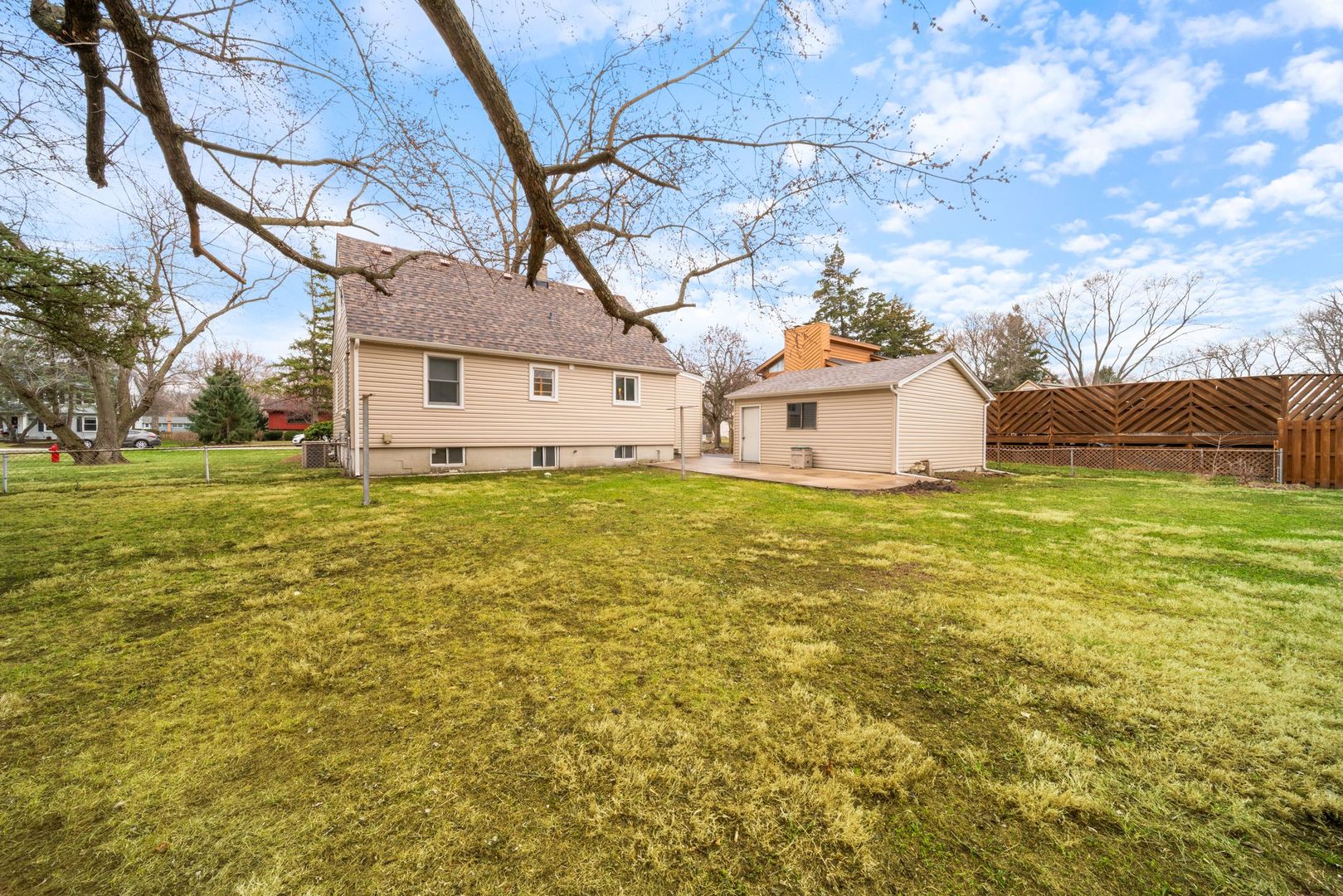 28W686 Townline Road Warrenville IL 60555