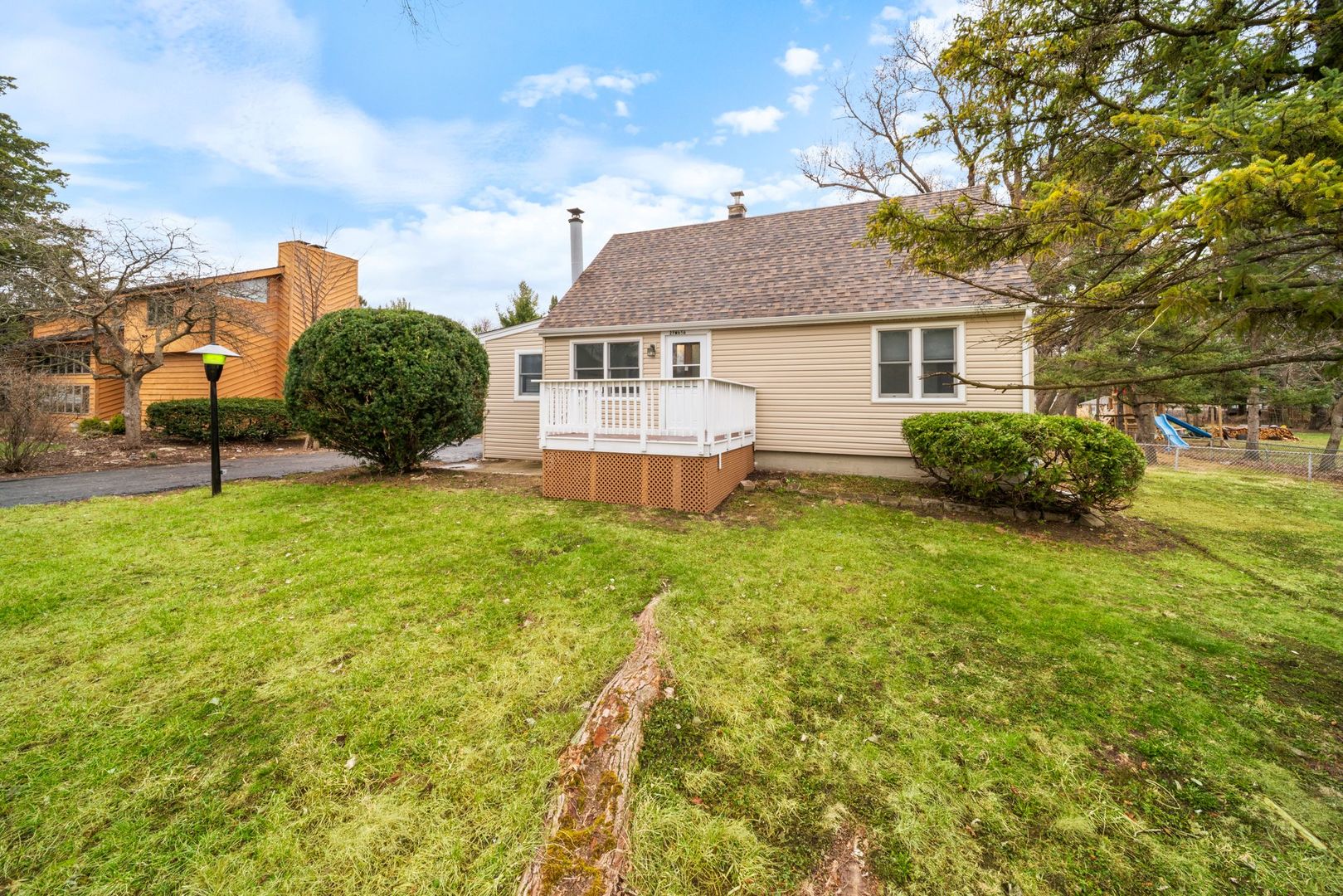 28W686 Townline Road Warrenville IL 60555