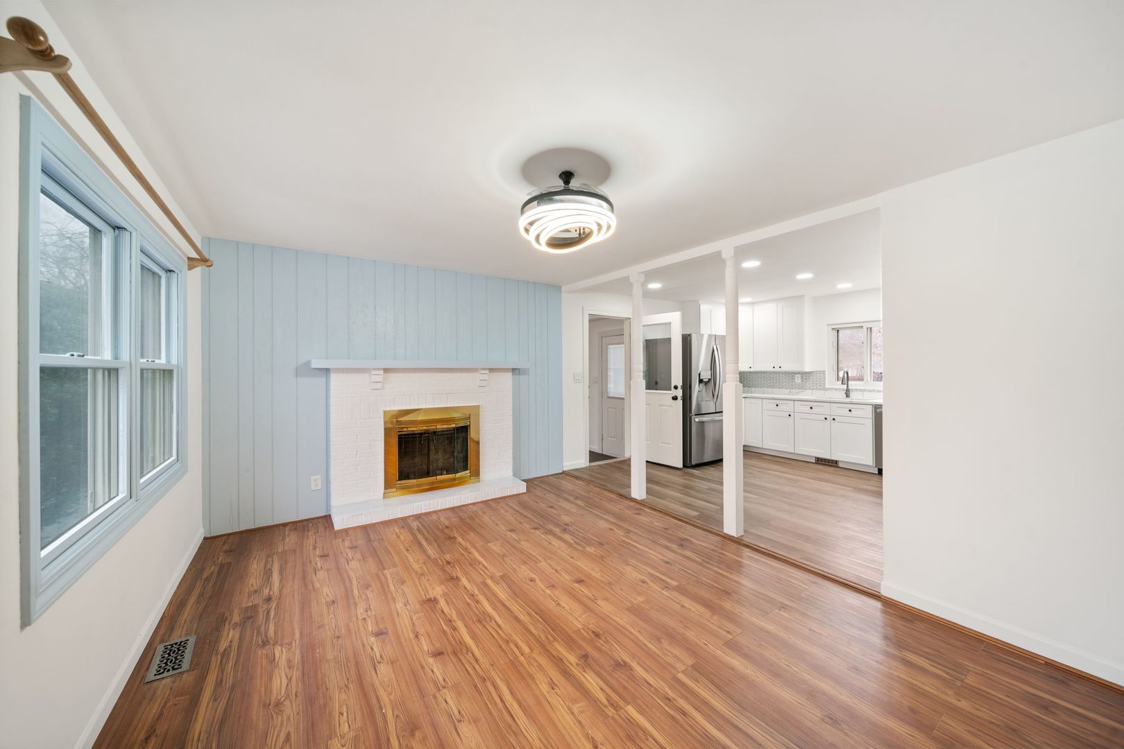 28W686 Townline Road Warrenville IL 60555