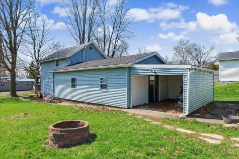 136 East Ohio Street Sibley IL 61773