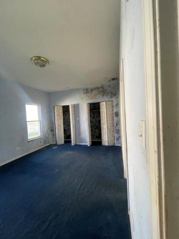 17617 Central Park Avenue Hazel Crest IL 60429