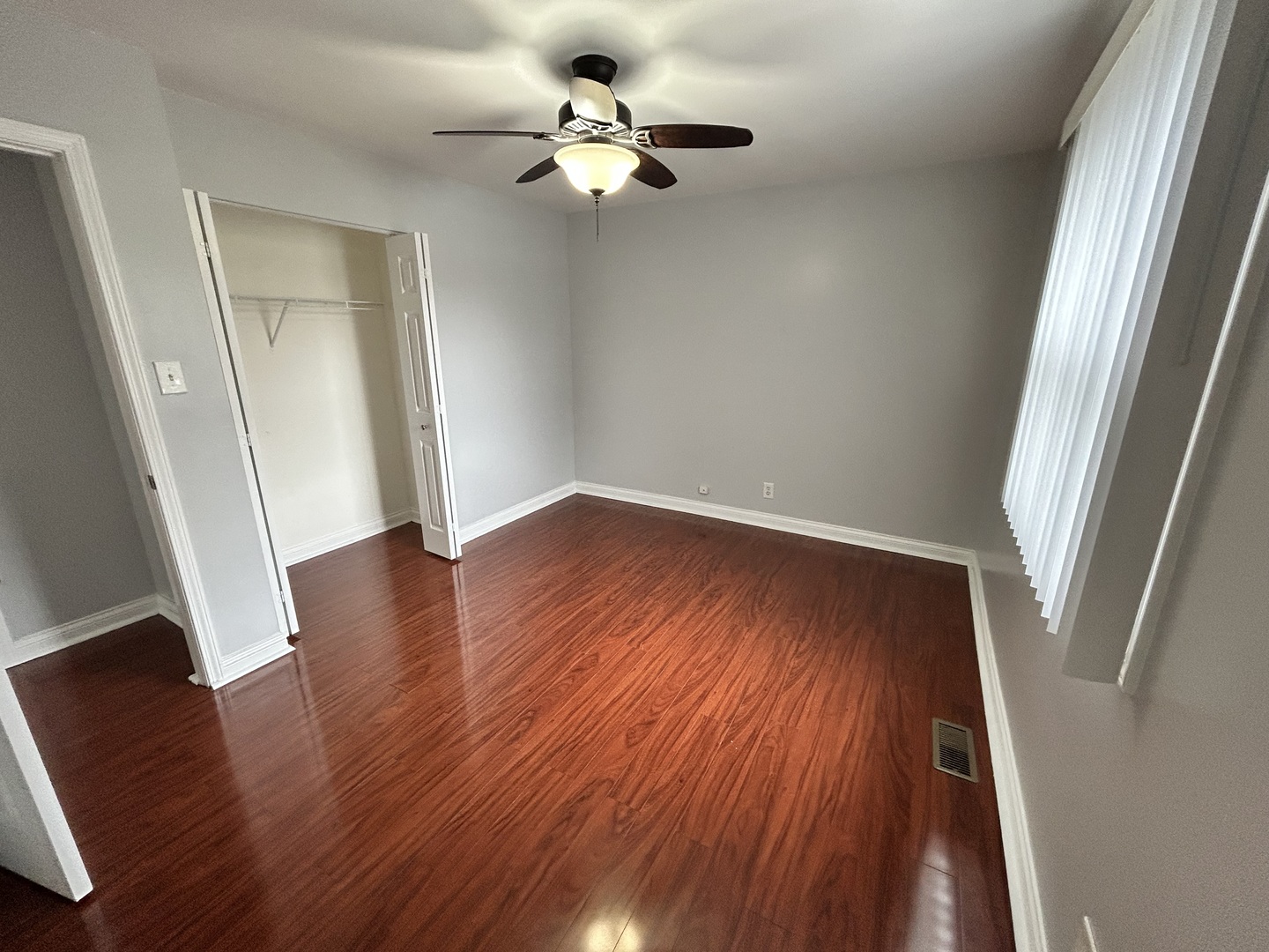 124 Seabury Road Bolingbrook IL 60440