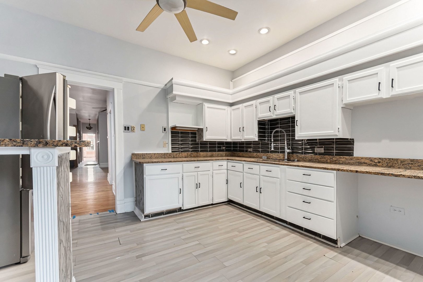 5114 South Dorchester Avenue Chicago IL 60615