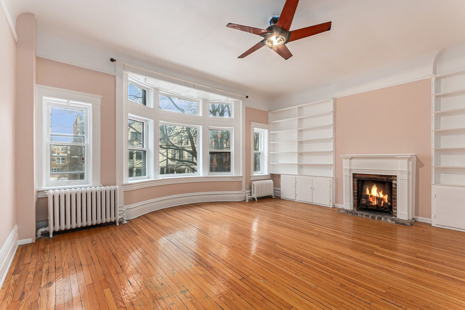 5114 South Dorchester Avenue Chicago IL 60615