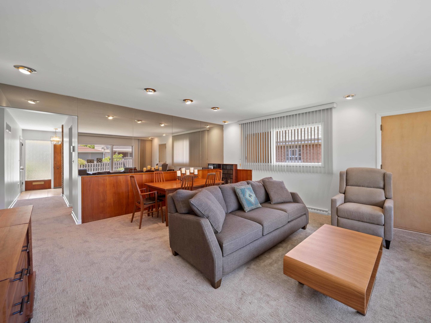 921 North Western Avenue Park Ridge IL 60068