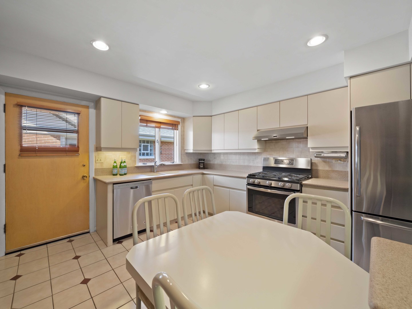 921 North Western Avenue Park Ridge IL 60068