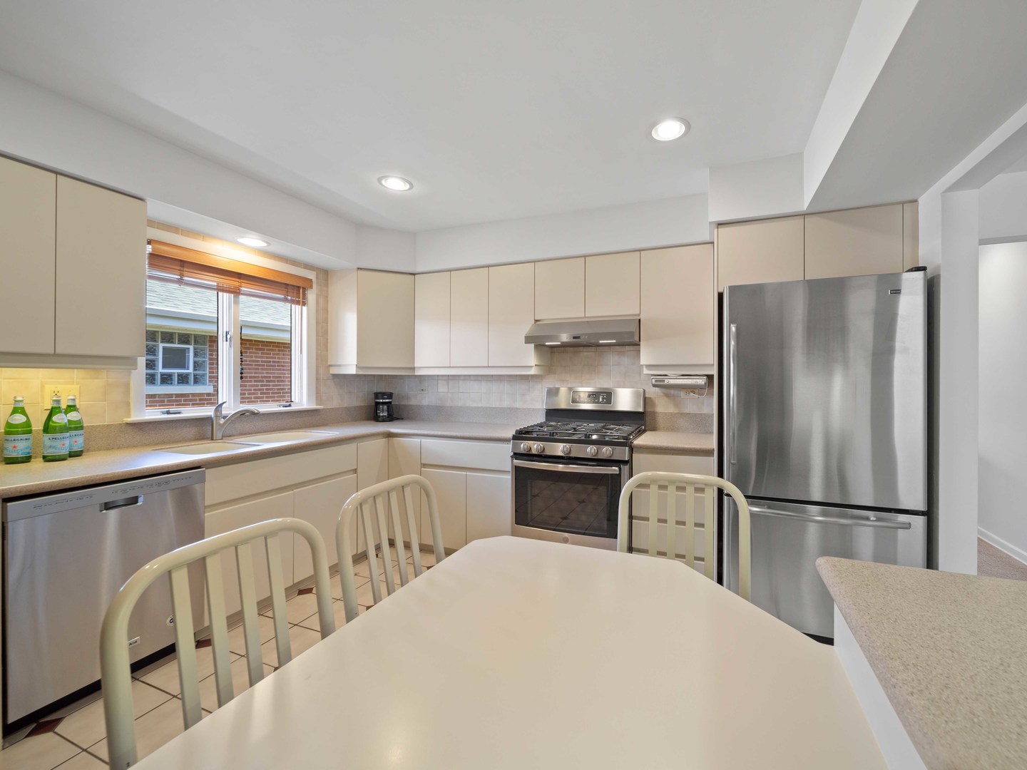 921 North Western Avenue Park Ridge IL 60068