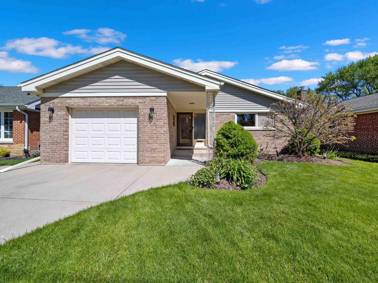 921 North Western Avenue Park Ridge IL 60068