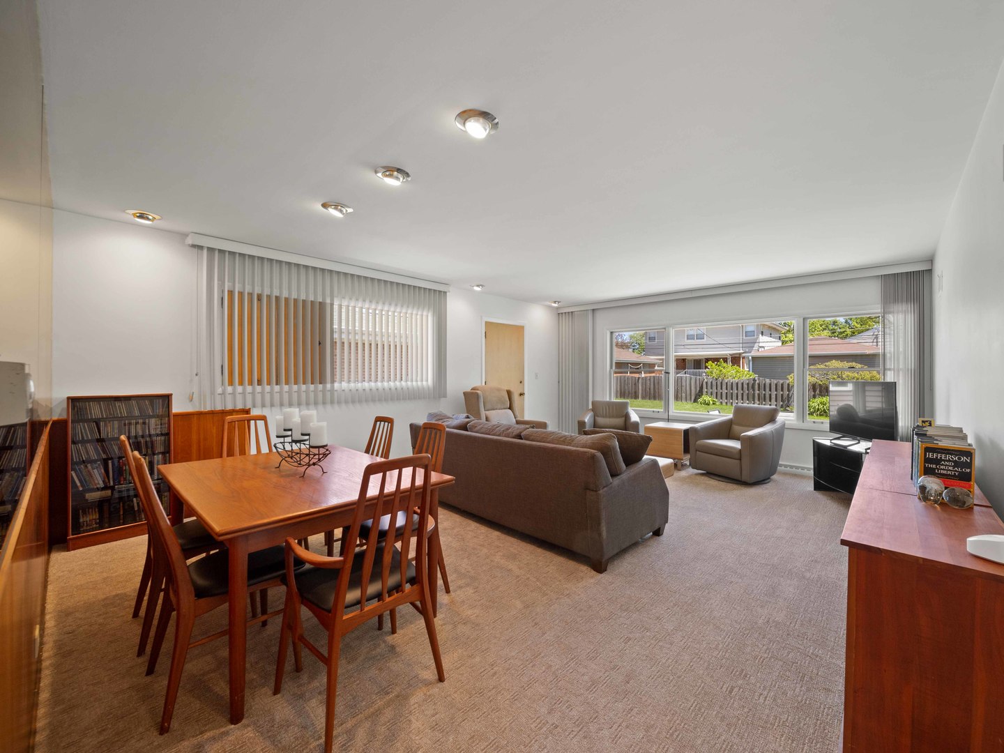 921 North Western Avenue Park Ridge IL 60068