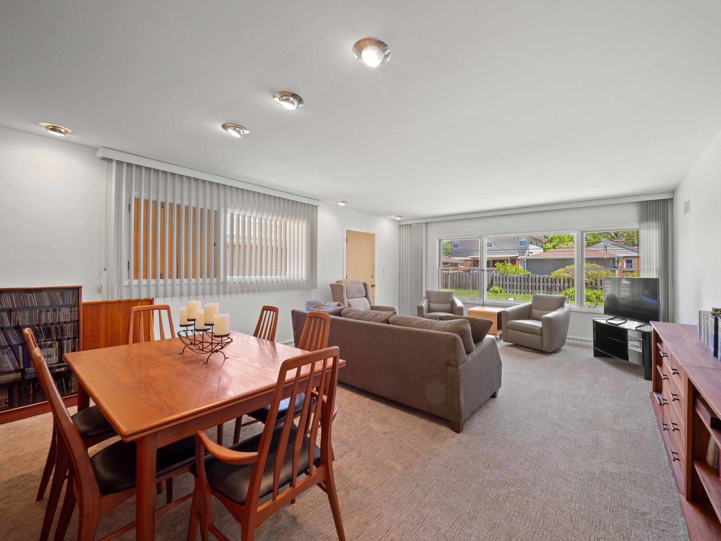 921 North Western Avenue Park Ridge IL 60068