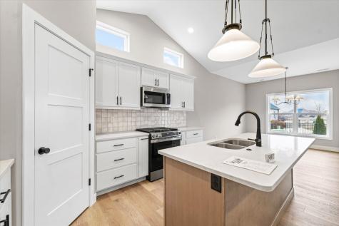 3902 Bay Circle Champaign IL 61822