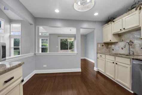 347 West Prairie Circle Itasca IL 60143
