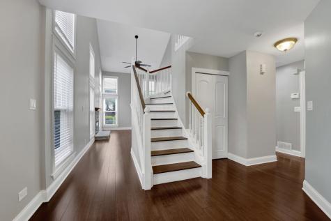 347 West Prairie Circle Itasca IL 60143