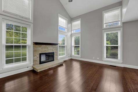 347 West Prairie Circle Itasca IL 60143
