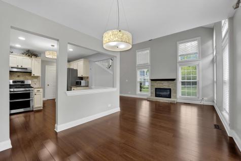 347 West Prairie Circle Itasca IL 60143
