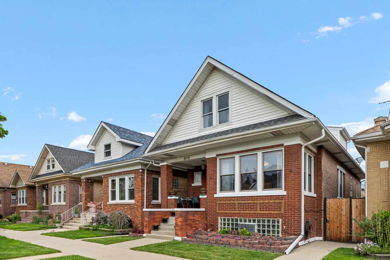 6010 West Dakin Street Chicago IL 60634