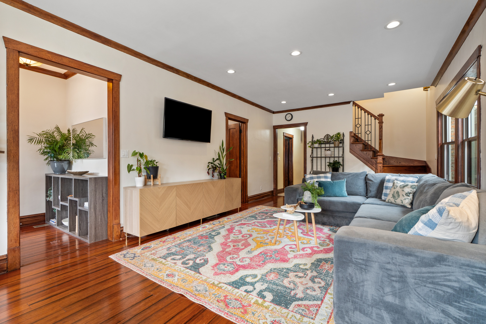 6010 West Dakin Street Chicago IL 60634