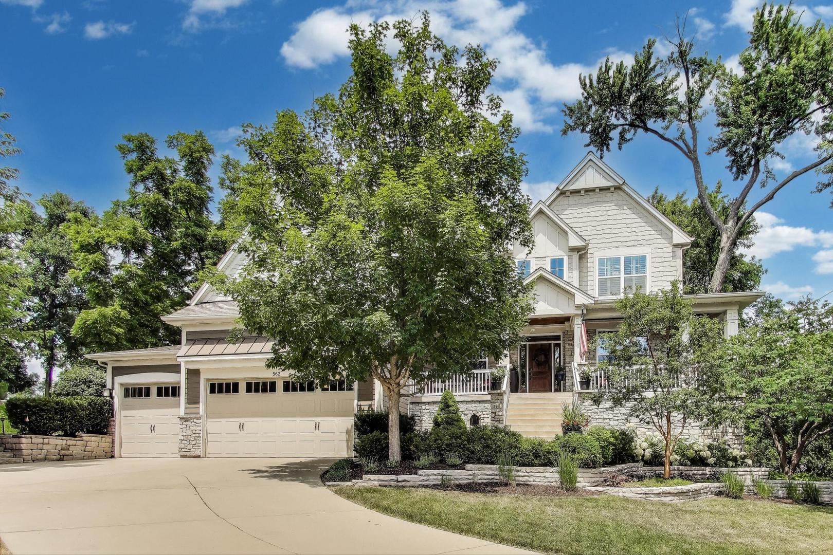 562 Summerdale Avenue Glen Ellyn IL 60137