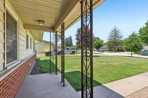 511 Walnut Lane Elk Grove Village IL 60007