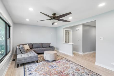 511 Walnut Lane Elk Grove Village IL 60007