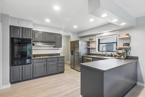 511 Walnut Lane Elk Grove Village IL 60007