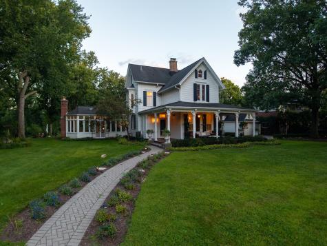 201 Scottswood Road Riverside IL 60546