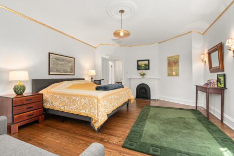 201 Scottswood Road Riverside IL 60546
