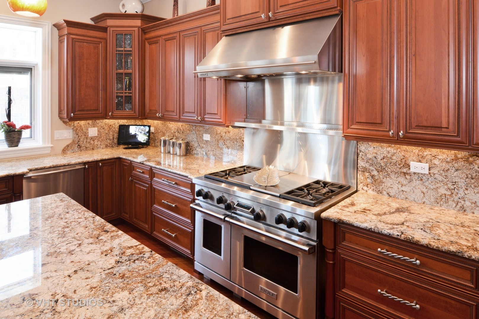 3214 South Canal Street Chicago IL 60616