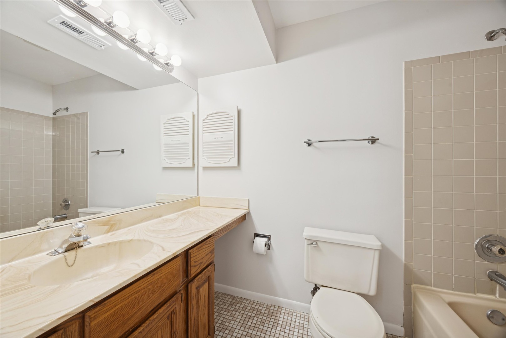 8032 Wildwood Lane Darien IL 60561