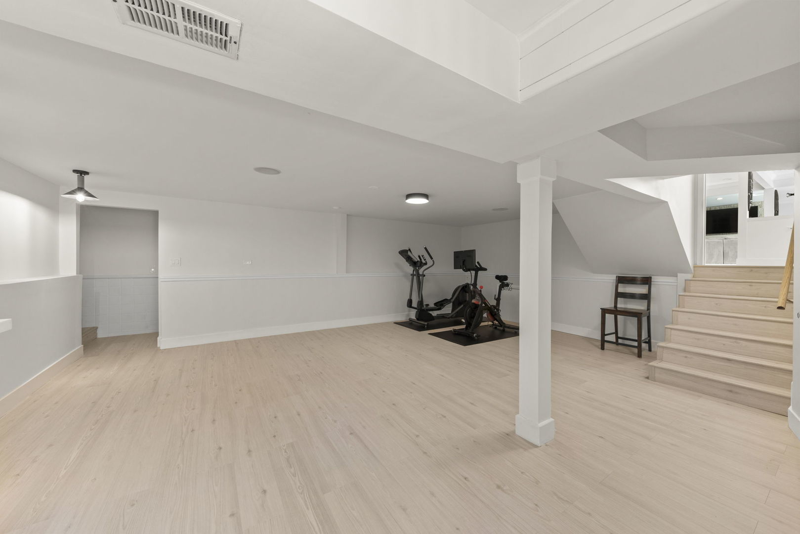 8S452 Bell Drive Naperville IL 60565