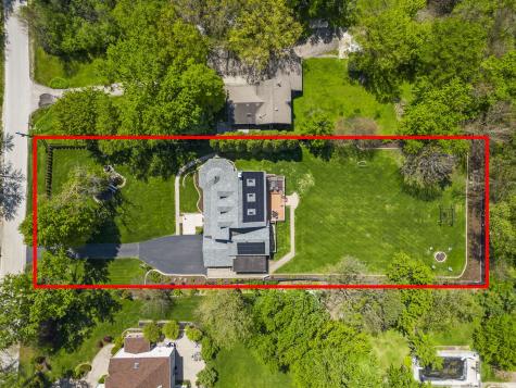 8S452 Bell Drive Naperville IL 60565