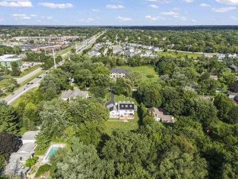 8S452 Bell Drive Naperville IL 60565