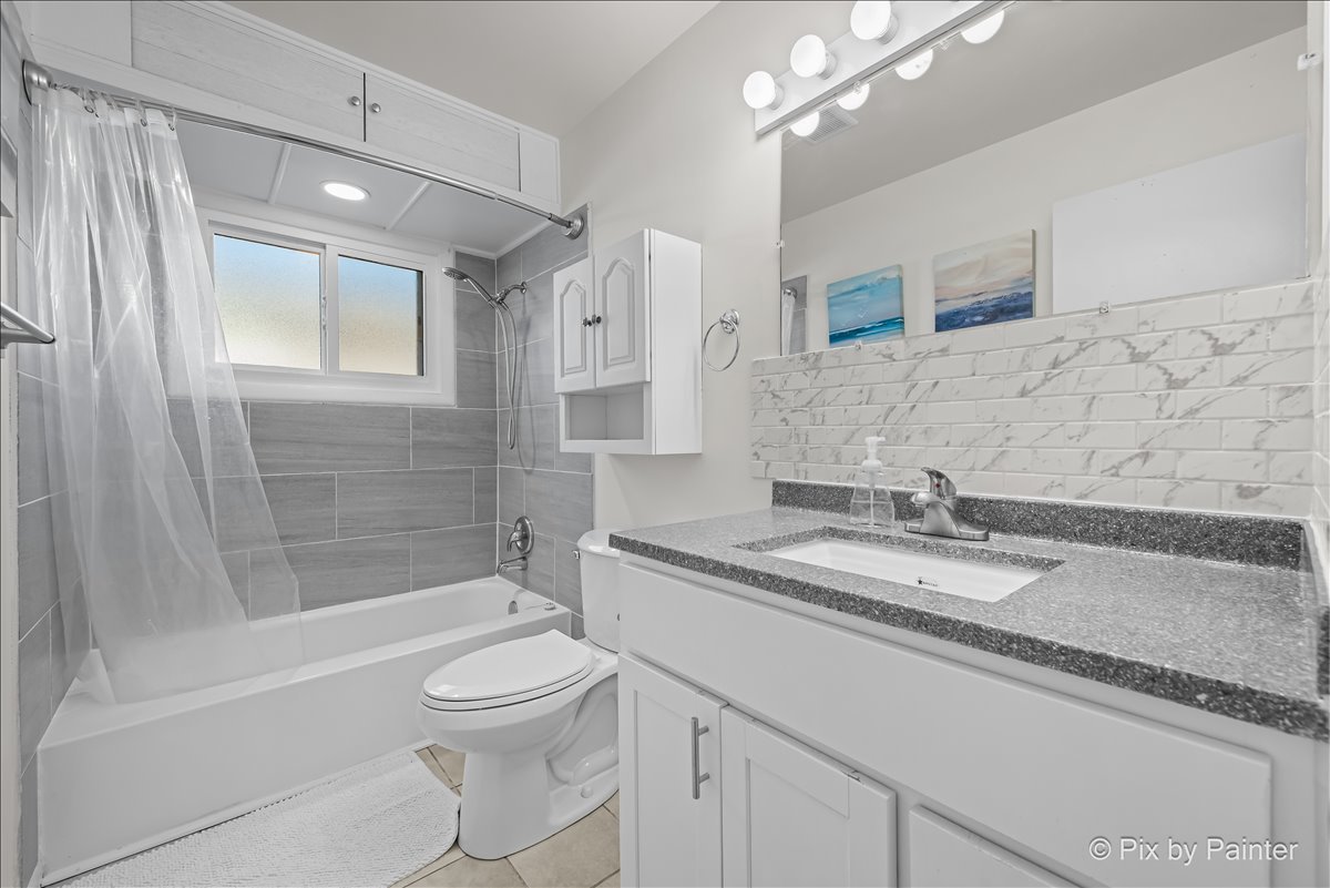 538 Harold Avenue Glendale Heights IL 60139