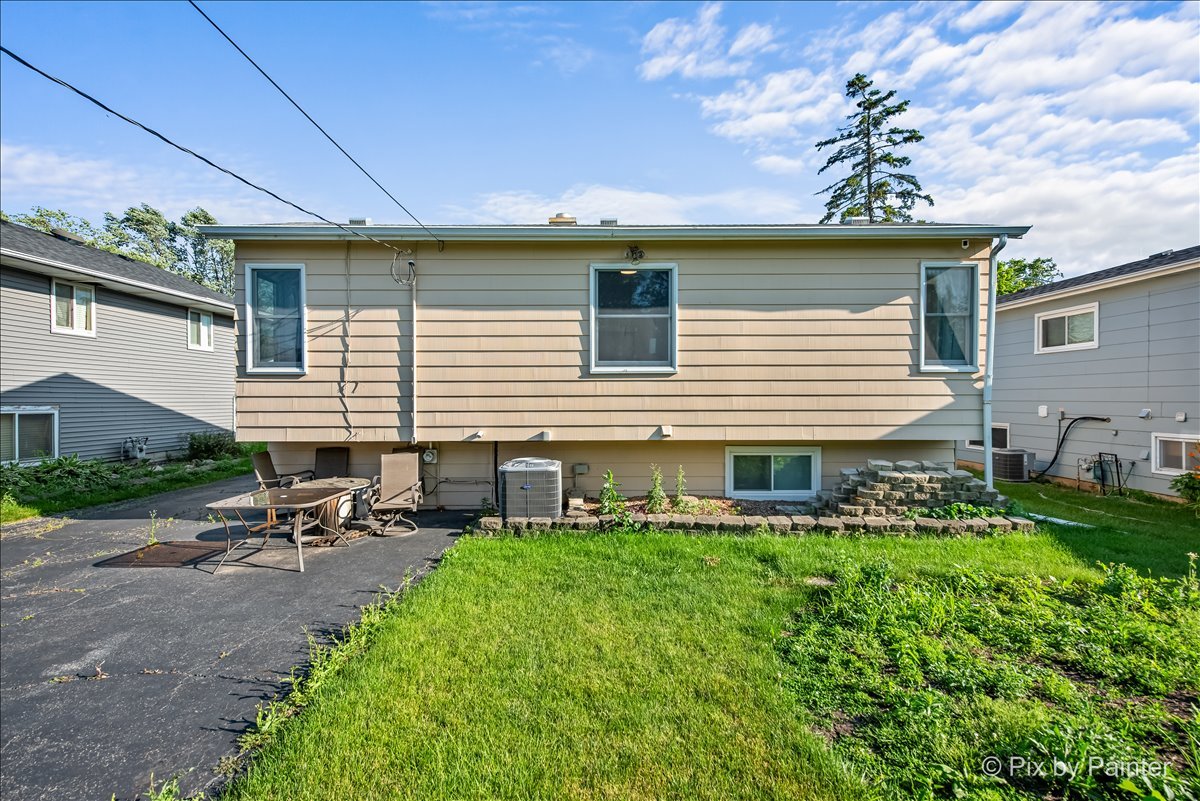 538 Harold Avenue Glendale Heights IL 60139