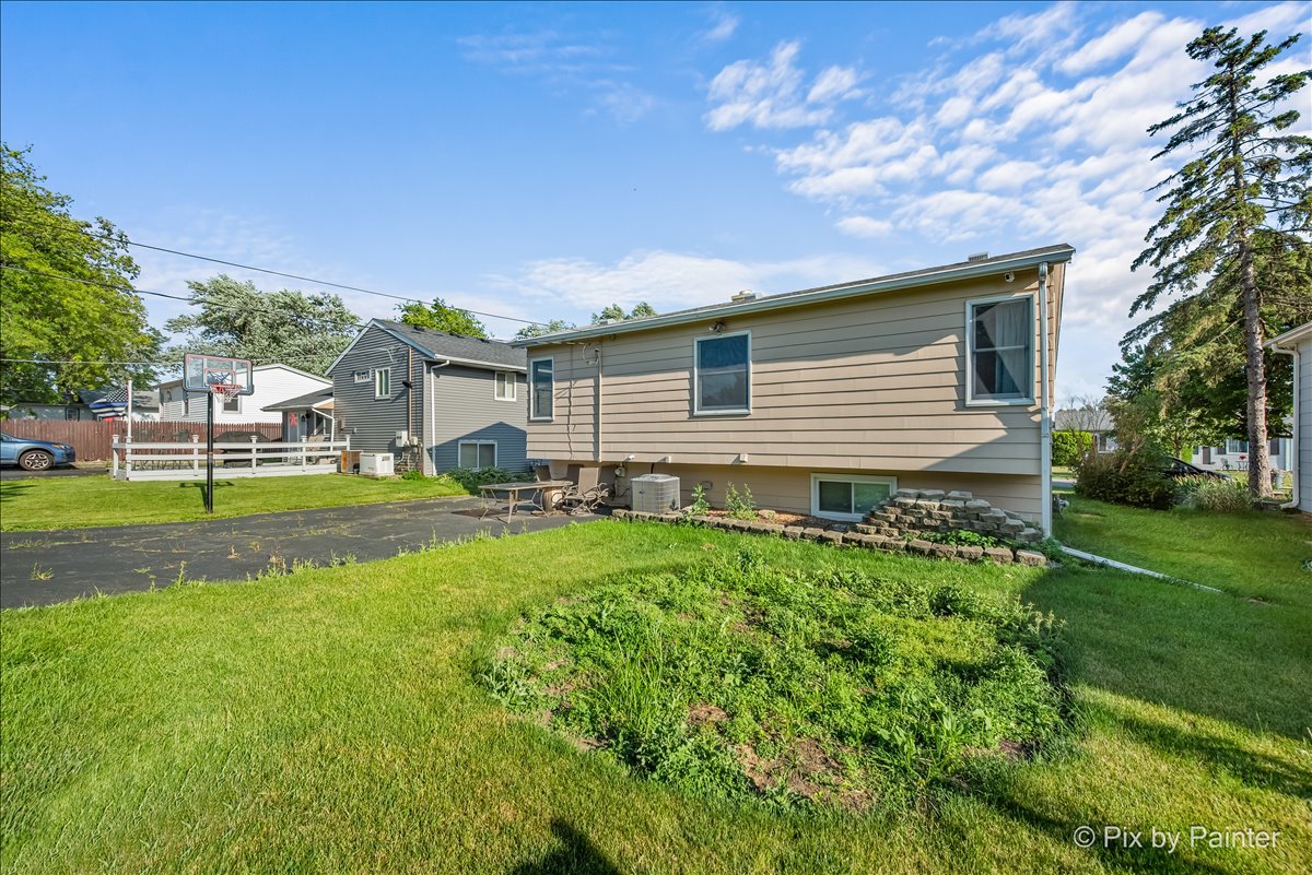 538 Harold Avenue Glendale Heights IL 60139