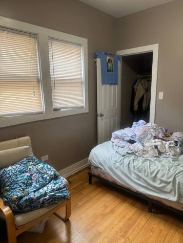 8520 South Kingston Avenue Chicago IL 60617