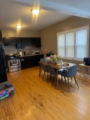 8520 South Kingston Avenue Chicago IL 60617