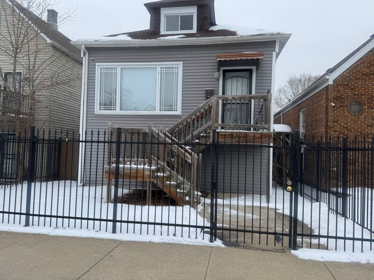 8520 South Kingston Avenue Chicago IL 60617