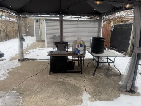 8520 South Kingston Avenue Chicago IL 60617